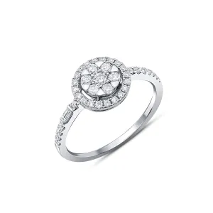 18kt White Gold Round Diamond Cluster Halo Ring