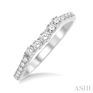 3/8 Ctw Round Cut Diamond Wedding Band in 14K White Gold