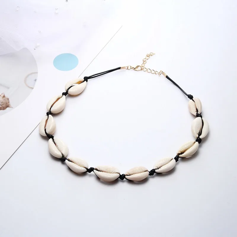 Bohemian Beach Shell Choker Necklace Natural Conch Seashell Black Rope Chain Necklace Charm Cowrie for Women Summer Jewelry Gift