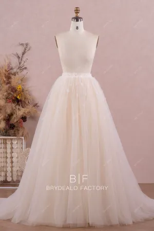 Dreamy Hand-sewn Flowers Puffy Tulle Bridal Overskirt