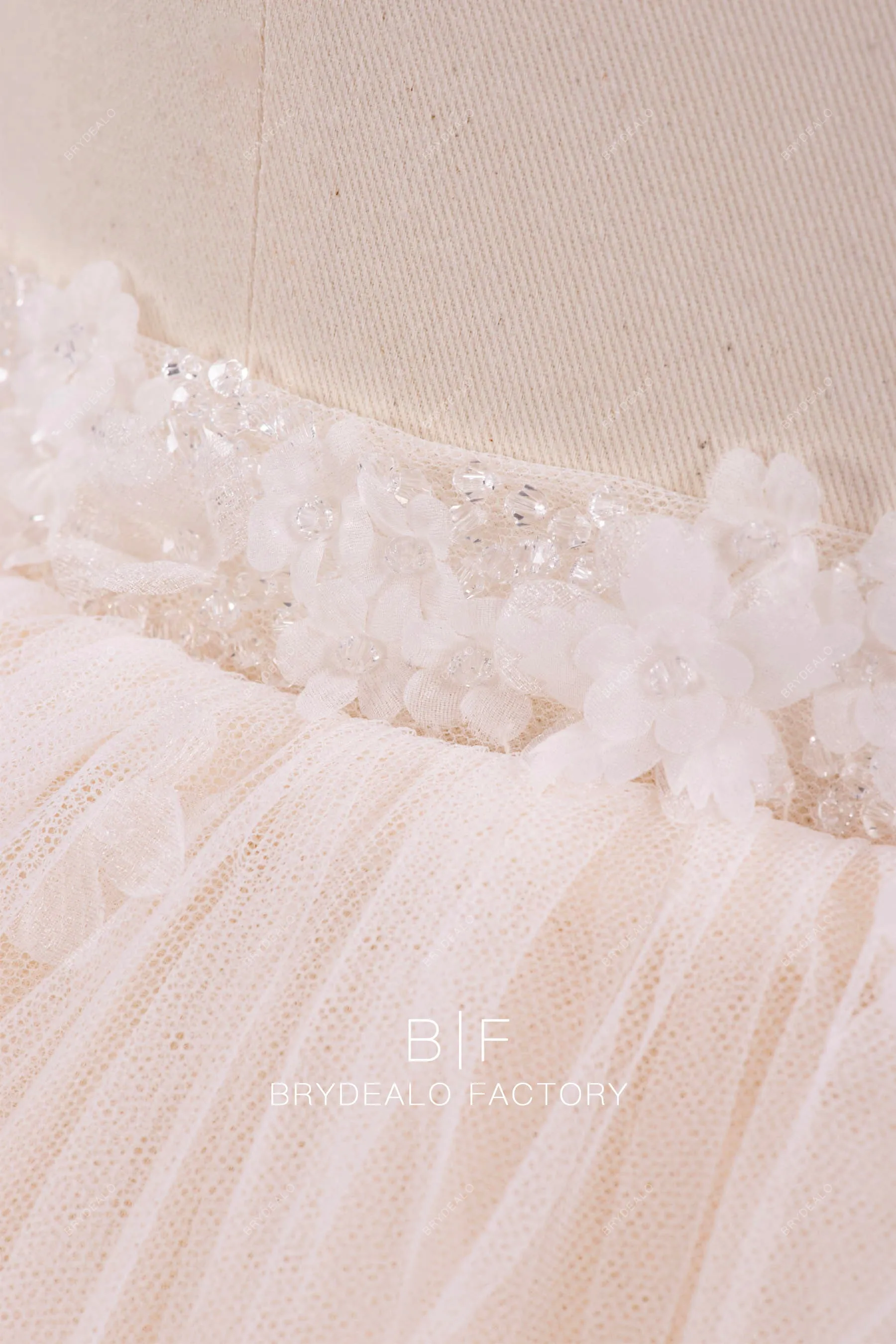 Dreamy Hand-sewn Flowers Puffy Tulle Bridal Overskirt