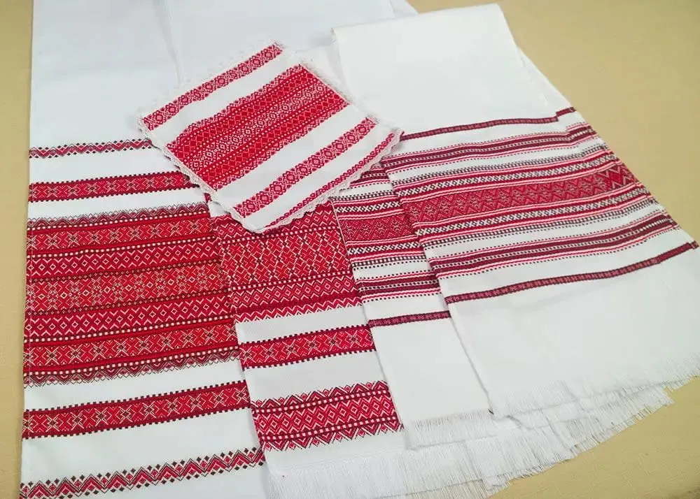 Ukrainian wedding towel set