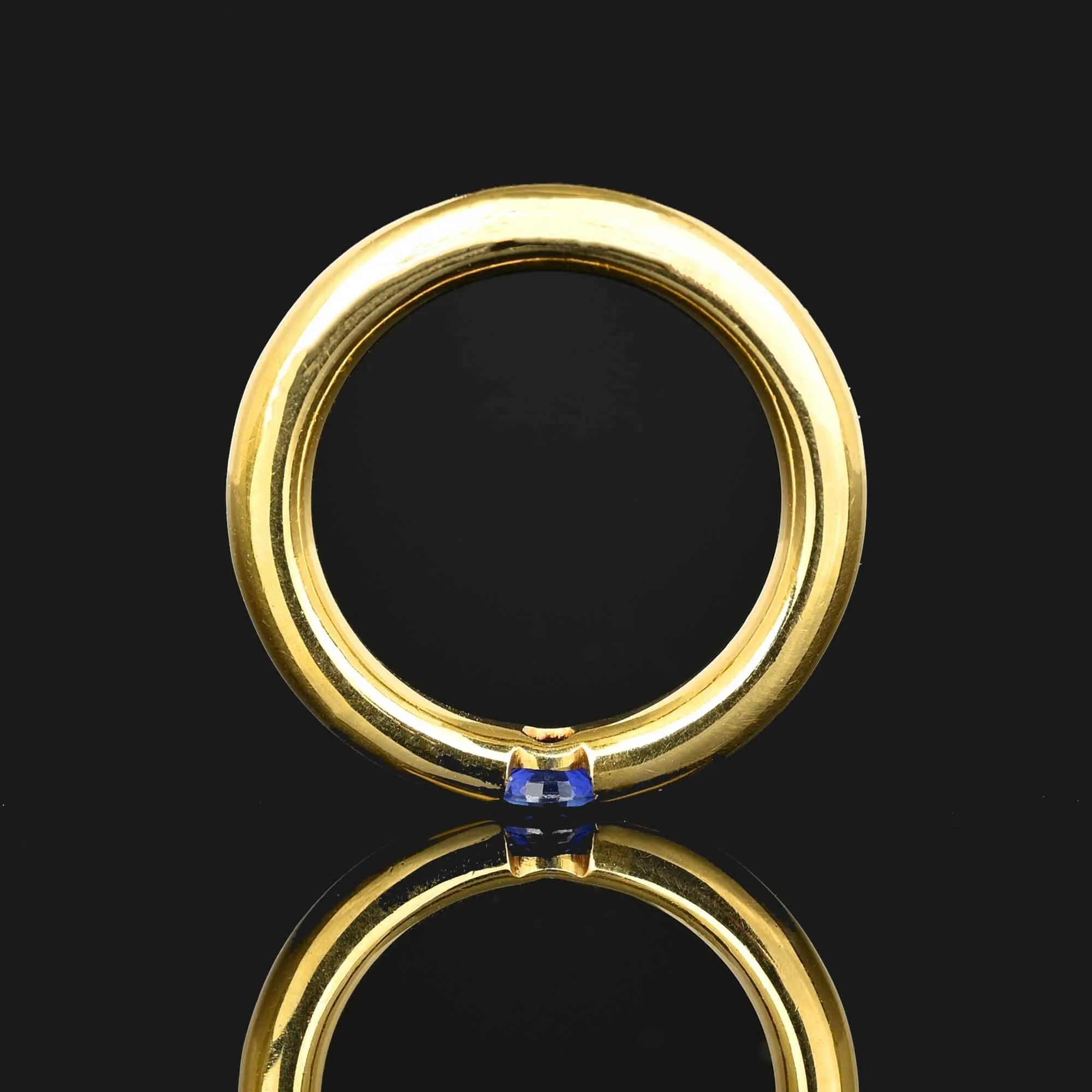 Vintage 18K Gold Donut Band Ceylon Sapphire Ring