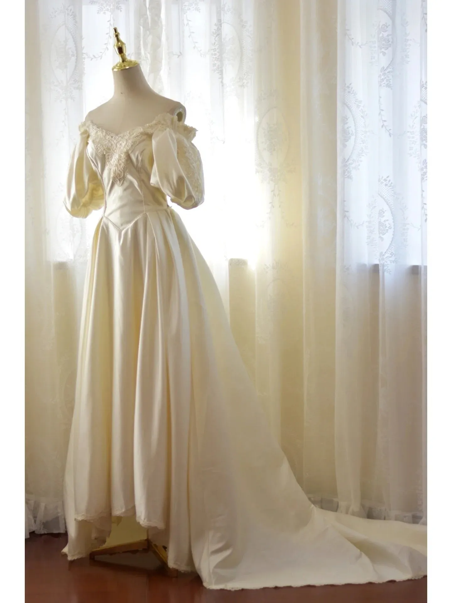 Vintage Satin 80s Wedding Dress with Flattering Puffy Sleeves