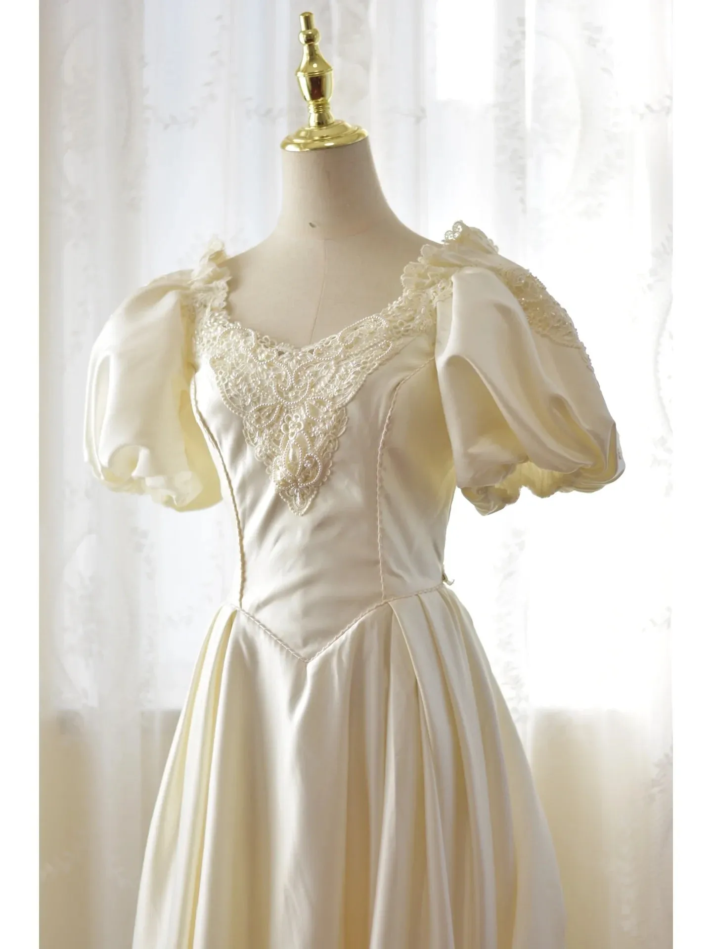 Vintage Satin 80s Wedding Dress with Flattering Puffy Sleeves